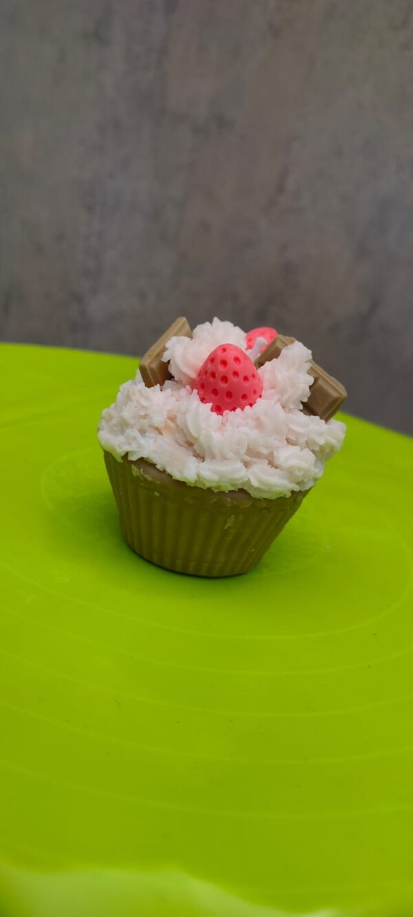 Cup Cake Candle - Image 2